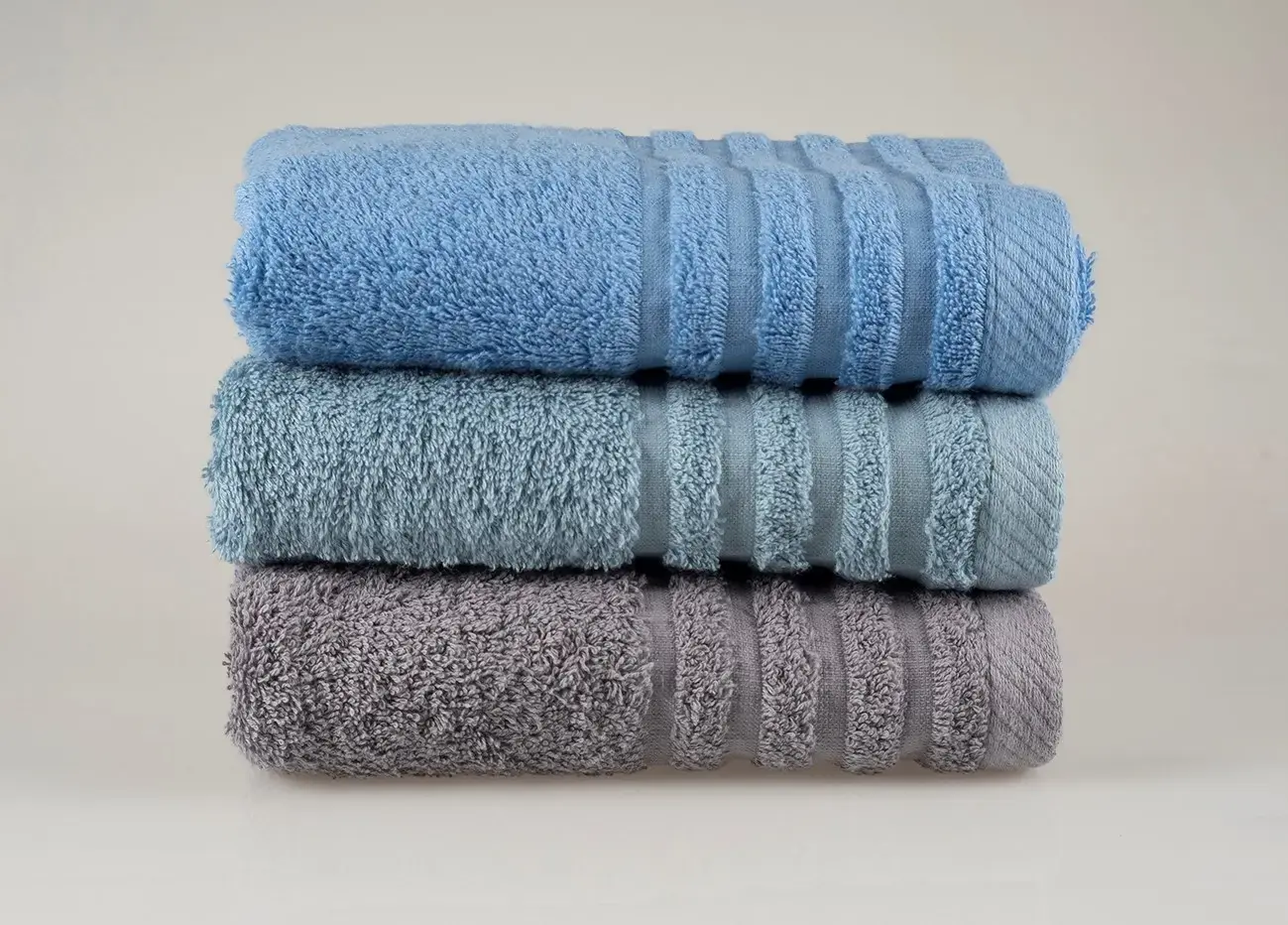 Πετσέτα πενιέ μπάνιου Σx. Olympus 550 gsm 100% cotton Raf 70Χ140cm