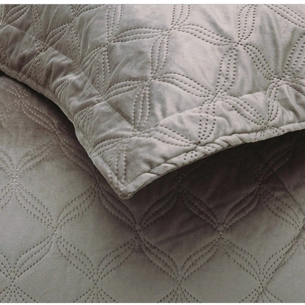 Πάπλωμα Valentina Υπέρδιπλο Λαδί 220 x 240 cm + (2) 50 x 70 cm